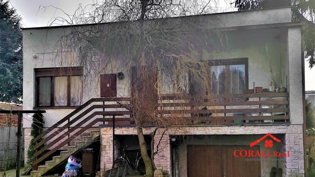 Starší 4i RD, podpivničený, pozemok 682 m2, Ivanka pri Dunaji