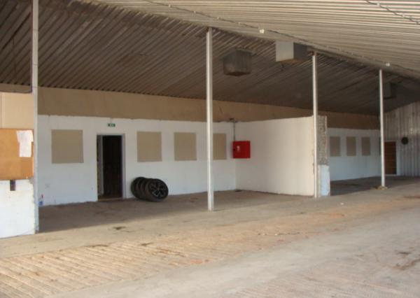 PRENÁJOM – výrobne, skladové priestory, 550m2 + pozemok 2.200m2 – 7km od Trnavy