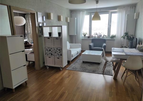 Predaj 3 izbový byt, Višňová ul., Bratislava-Kramáre